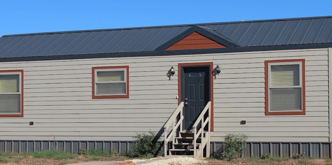 2 bedroom1 bath crew quarters bunkhouse on sale now!